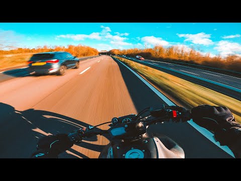Clip Collection 001. | YAMAHA MT-07 AKRAPOVIC + QUICKSHIFTER [4K]
