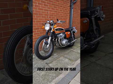 Honda CB 750 1973 restoration. First start up of the year, ready to ride. #cb750k #hondacb750