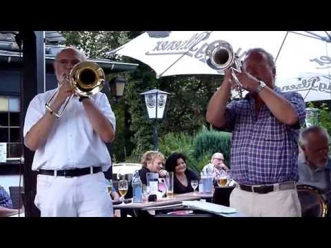 Ruhr-River Jazzband plays 