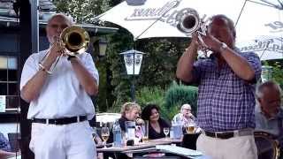 Ruhr-River Jazzband plays 