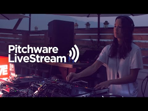 Pitchware Live 010 - Mia Lucci (Kindisch, Get Physical, AUS)