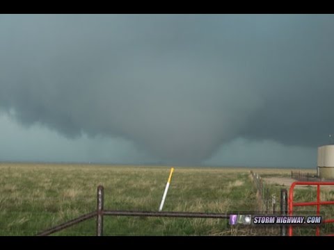 Tornadoes near Spearman, Texas - May 22, 2016