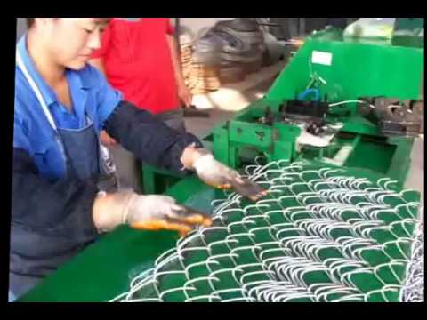 New type semi automatic chain link fence machine