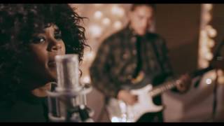 Shary-An - Santa Claus is coming to town