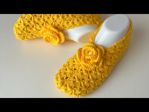Easy Crochet Slippers from a Rectangle 💕 Crochet Women Shoes Pattern for Beginners