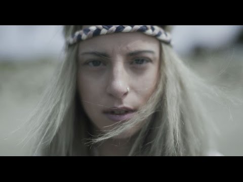 Daniel Vezoja - Suzanna Smiling (Official video)