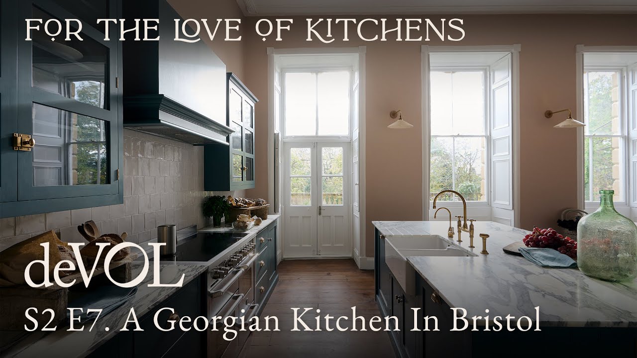 A Kitchen for a Georgian Townhouse