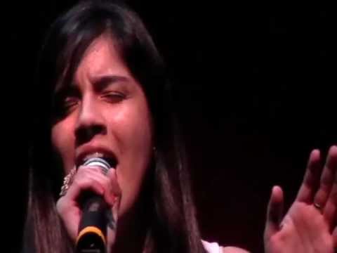 Who's Loving You- Cáthia