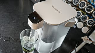 Instant Filtered and cold water with the Waterdrop Pitcher