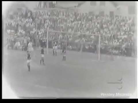 Pelé Edson (Santos) - 24/09/1960 - Juventus-SP 1x3 Santos - 1 gol