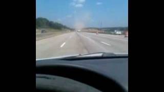 preview picture of video 'Huge Dust Devil crossing the highway'