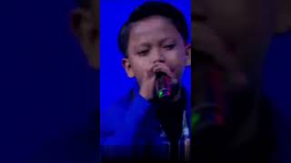 Download lagu Weird Genius dan Novia Bachmid Geleng Kepala dengar Farel Prayoga Bawain Lagu LATHI #shorts mp3