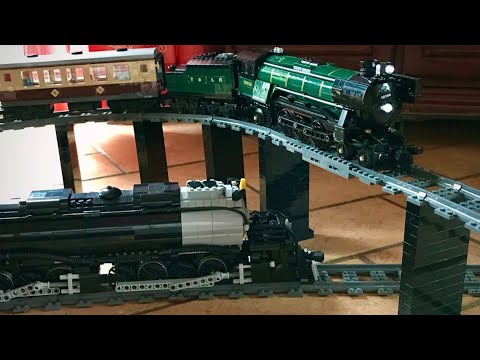 LEGO Emerald Night and custom Big Boy cruising around the living room / Slowest train crash ever!