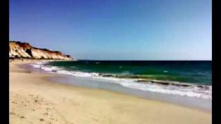 preview picture of video 'Beach at Olhos de Àgua, Portugal'