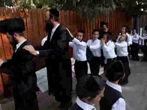 Parents In Jail: Children Come To Say 'Good Shabbos' 2