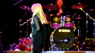 Bonnie Tyler - River Deep Mountain Hight (Live in Crocus City Hall, Moscow, 04.03.2012)