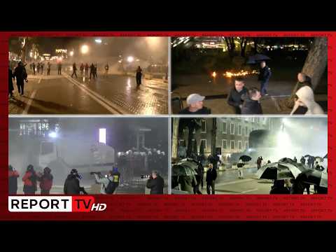 E FUNDIT/ Autoboti hedh ujë për shpërndarjen e protestuesve, militantët rikthehen tek kryeministria