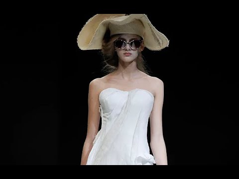 YAMAMOTO Spring 2009 Paris - Fashion Channel