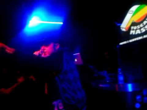 Brusco feat Ciscko manna @ Ex Wide (Pisa) 01/12/2011 30 min video!!!