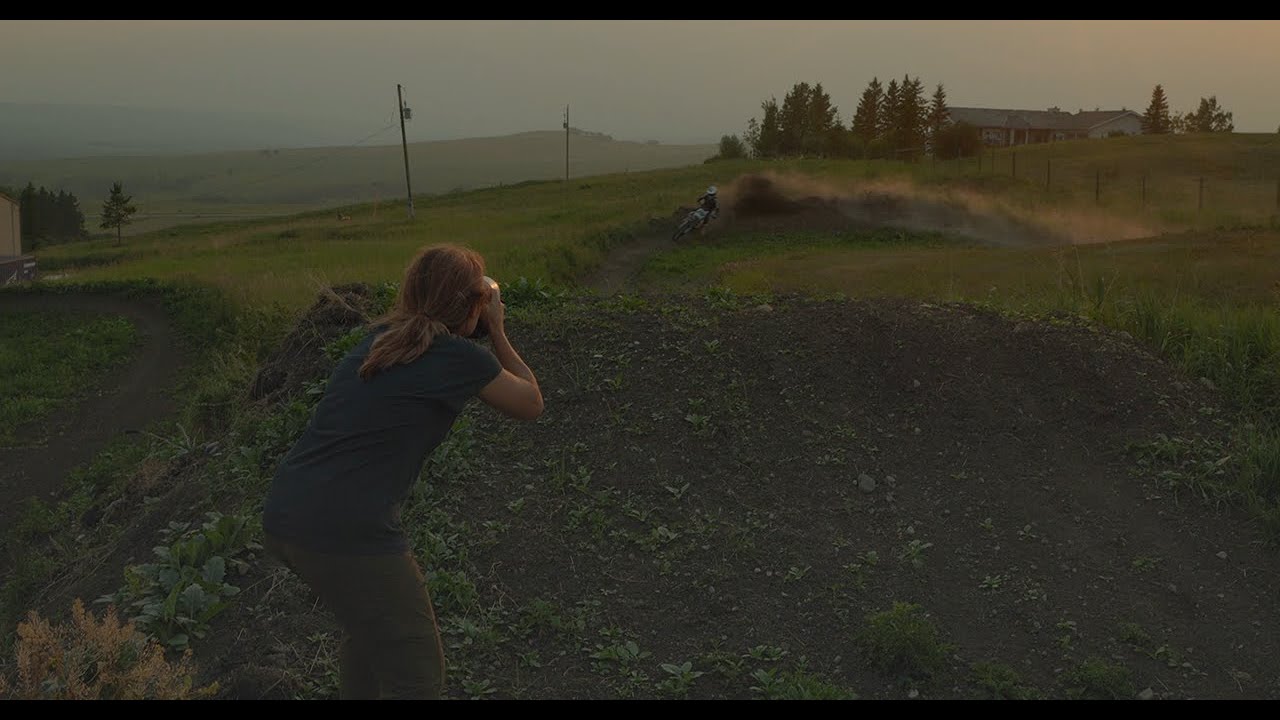 Professional Photographer Jacquie Matechuk and the EOS R3