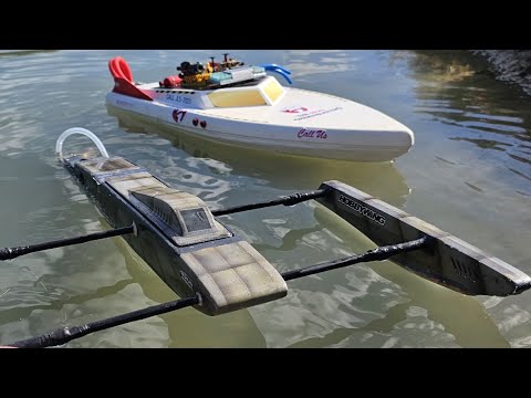 Tiny Trio Oxidean Mini-dom, Water Bobber, Mini Outrigger - Rc Boats