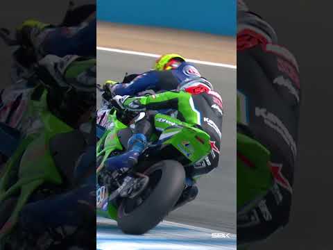 Locatelli 🆚 Gerloff: the battle is served 🔥 | 2026 #SpanishWorldSBK 🇪🇸