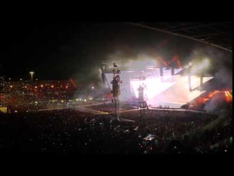 Jovanotti, Lorenzo negli stadi 2015, Bari