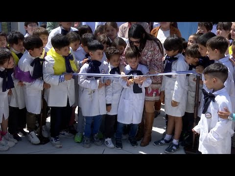 Imágenes de inauguración de escuela en Pinepark, Canelones