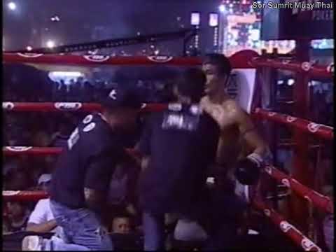 Cosmo Alexandre vs Narupol Fairtex Kings Cup 2009