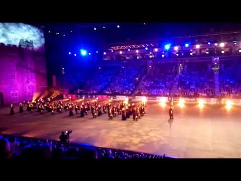 Spanish bagpipes - Belfast military tattoo 2017 SSE