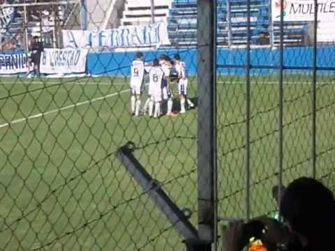 28-04-2013 Deportivo Merlo 1 - Douglas Haig 1 Gol de Gómez