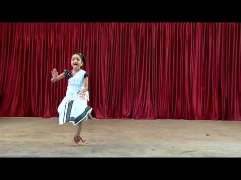 Thalaperumazha folk dance by Punya Reghunath