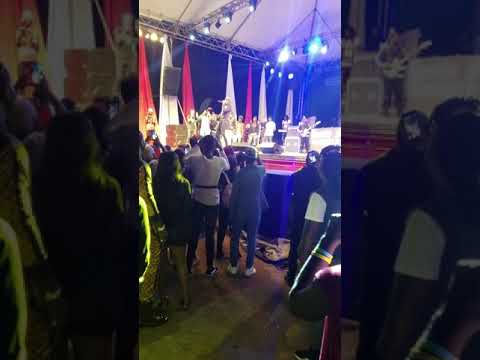 TOMMY LEE DISS UP TEEJAY, RYGIN KING, SIX,  SQUASH AND BOUNTY KILLA AT SUNCITY FESTIVAL STAGE SHOW