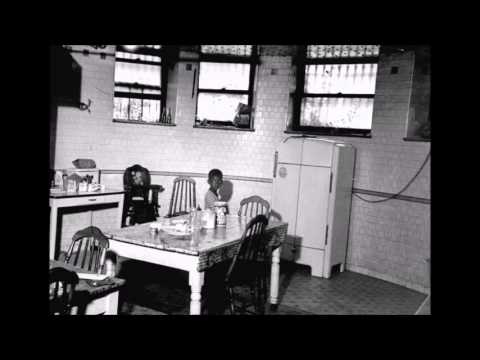 Phillip Walker    ~   ''Hello Central'' & ''Yonders Wall''  Live 1979