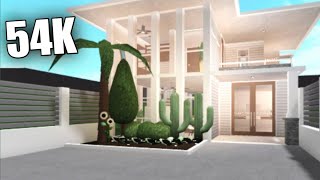 Two-Story Modern Family House Bloxburg