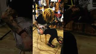 Video thumbnail for 【試奏】ESP FRX Liquid Metal Silver SEYMOUR DUNCAN Pegasus PU & Marshall AMP test play 4 #shorts by So Fúckn’Guitarist