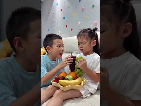 Kids Learn Sharing is Good