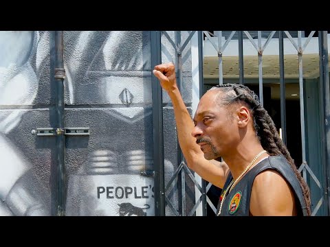 Snoop Dogg- So Misinformed ft. Slick Rick (Official Video)
