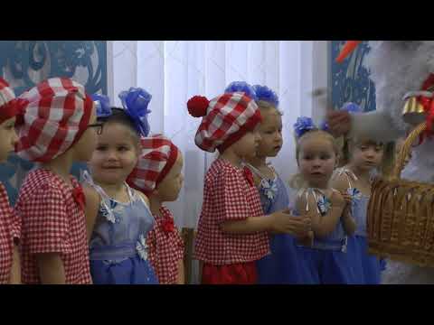 Оркестр на новогоднем празднике 2019 в яслях. Муз. рук. Максюта Г. В.