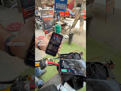 Scooty पे गाड़ी वाली स्क्रीन लगा दी भाई ने 😱😳😍 #automobile #automobiles #youtubeshorts #trending