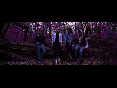 KosziJanka - Senki sem lát