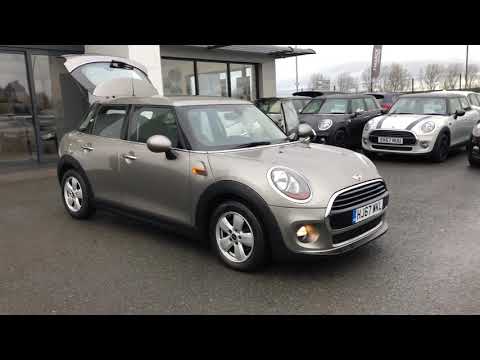 Mini Cooper 5-Door Hatchback 1.5 Manual  -  HJ67 WKL