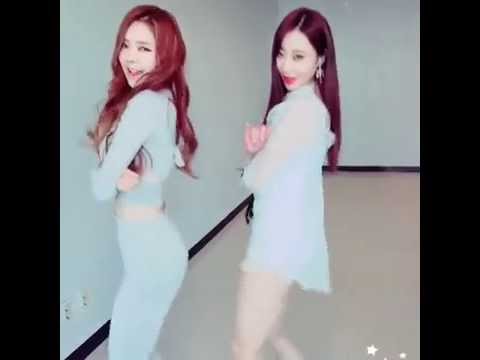 150315 나인뮤지스 경리 인스타그램 with. 스텔라 효은