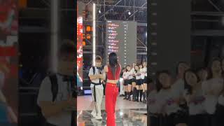 Download lagu The song was welcomed by many fans. mp3 Download lagu The song was welcomed by many fans. mp3