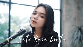 Download lagu SATU RASA CINTA ( Ipank Yuniar feat. Azizah Arabie ) mp3 Download lagu SATU RASA CINTA ( Ipank Yuniar feat. Azizah Arabie ) mp3