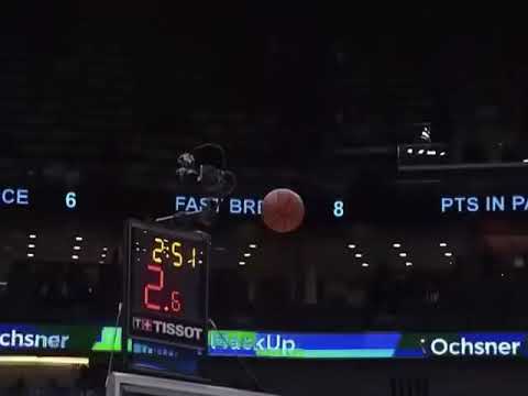 Jimmy Butler hits the clutch dagger 3! 😤