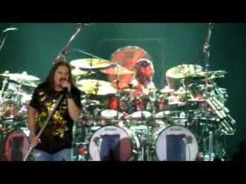 Dream Theater - Beyond This Life ( Live in Prague 30.6.2009 ) solo