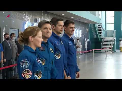 EXPEDITION 68 SPACE STATION CREW UNDERGOES FINAL TRAINING