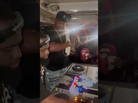 Shane E fun stop , get biggest money pull up in Trinidad 🇹🇹🔥🔥🔥🔥