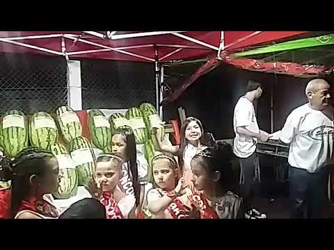 IV Fiesta nacional de la Sandia. Jazmín saludando